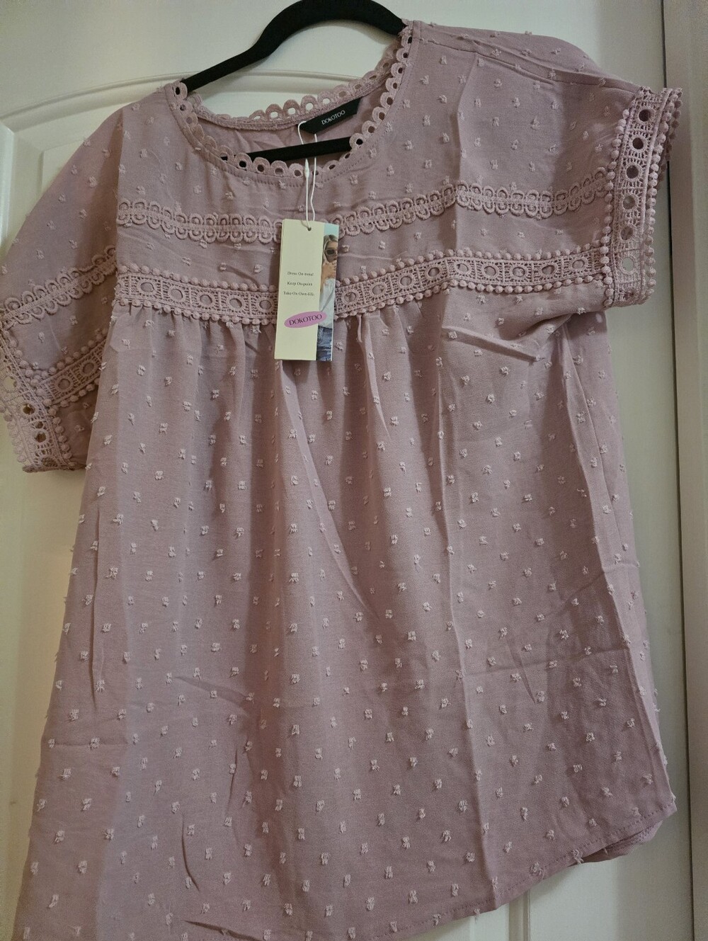 NWT Light Mauve Eyelet Crochet Trim Blouse